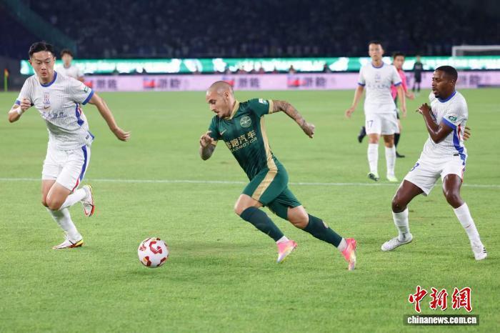 亚戈劲射被, 攻势转化为