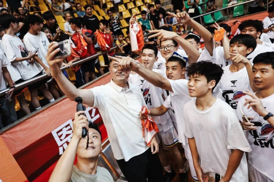 压轴狂欢, 先剧透 压轴狂欢, 先剧透