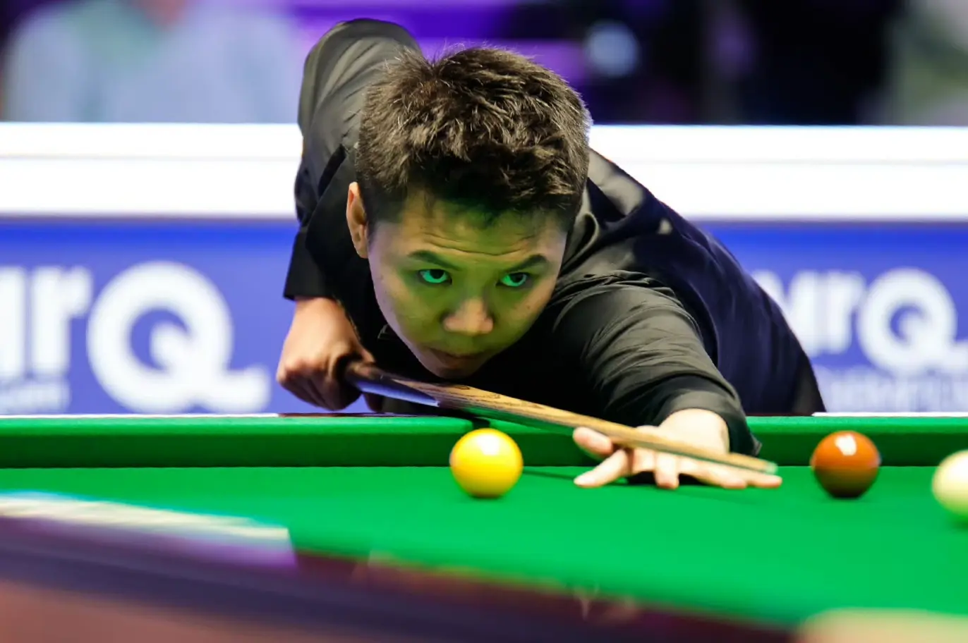 换了一个人, 周跃龙VS