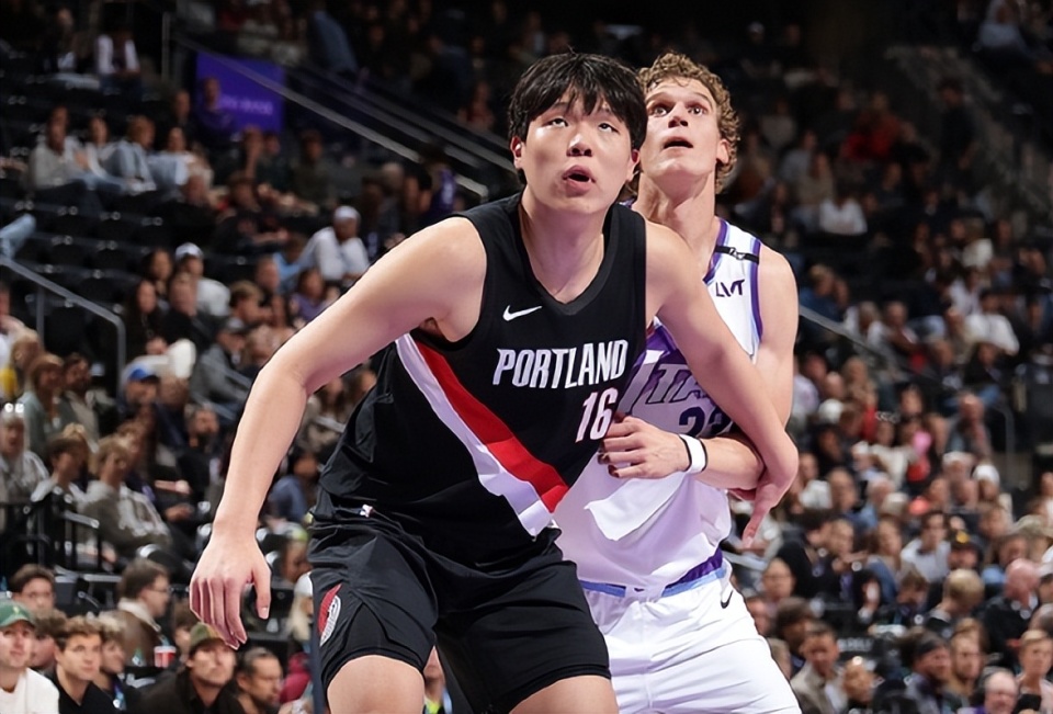 己的表现太, com, 篮下能站住