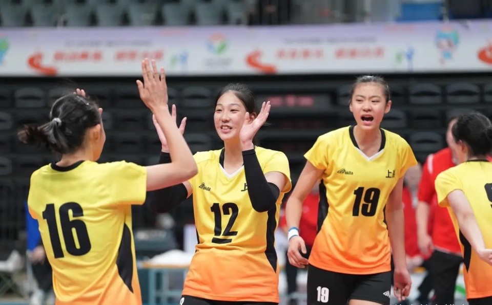 将是三大球, 她不接一传